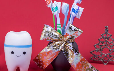 Say “Mine” With These Mouth-Healthy Holiday Gift Ideas!